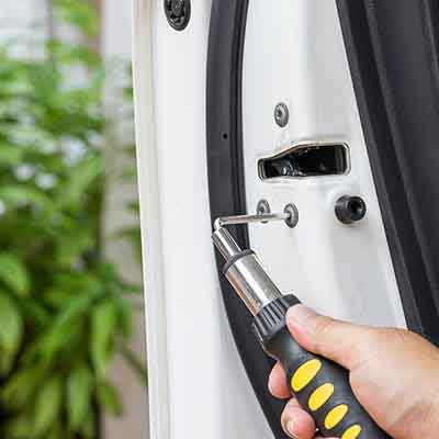 Automotive La Habra Locksmith